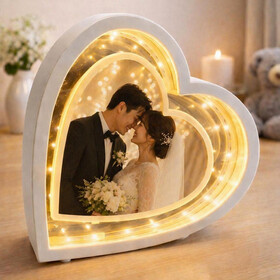 Sevgiliye Fotoğraflı Ve Işıklı Kalp Sihirli Ayna (Kurulu)