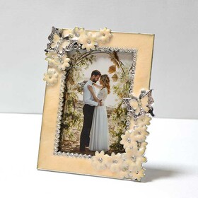 Kişiye Özel Fotoğraflı Kelebek Ve Çiçek Detaylı Somon Çerçeve - 13X18