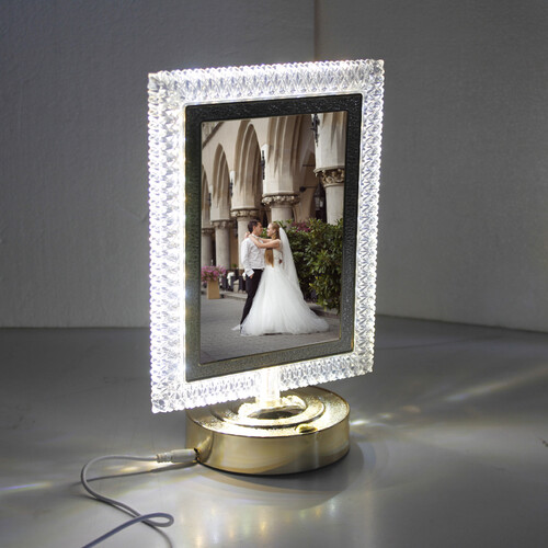 Led'li Kristal Fotoğraf Çerçevesi