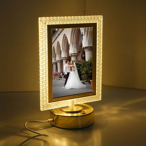 Led'li Kristal Fotoğraf Çerçevesi